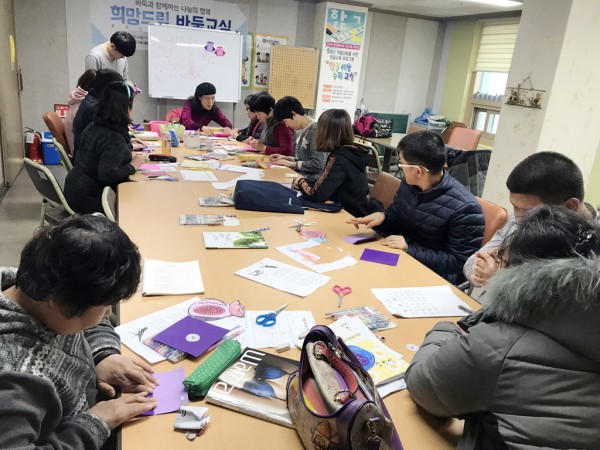 5e70537dcdbd21ab39dc6ad6bd005294_1549602376_2448.jpg